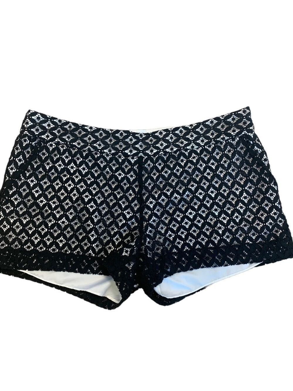 𝅺KENSIE White black lace shorts Sz 12 NWOT